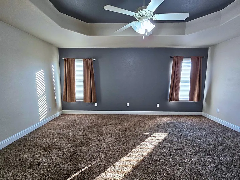 6006 Spahn St — Photo 10