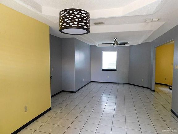 2nd image of 3018 Ashley Pl APT A