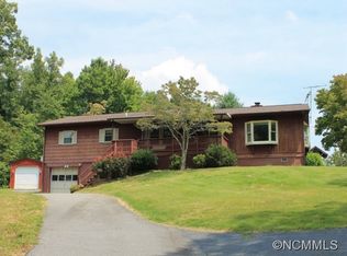 81 Whitaker Cir, Fairview, NC 28730