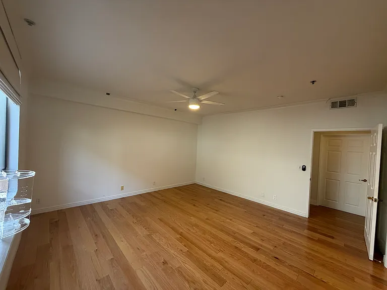1238 S Holt Ave #2 — Photo 31