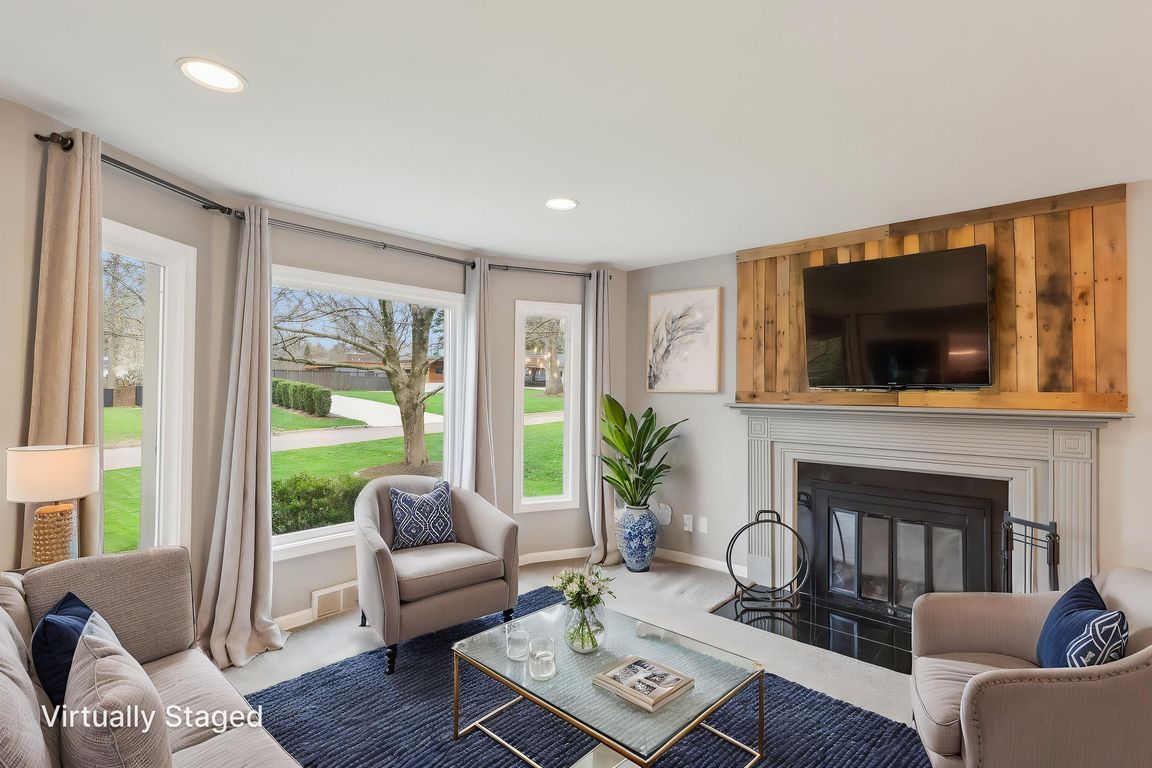 Westgrove Rd-1704-014 virtually staged watermark