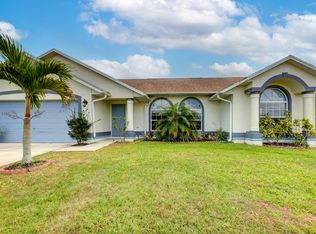 550 SW Hamburg Ter, Pt Saint Lucie, FL 34953