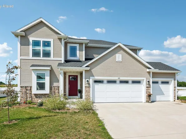 676 Lambert DRIVE, Slinger, WI 53086