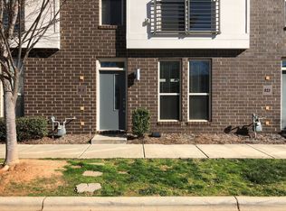 919 Warren Burgess Ln, Charlotte, NC 28205