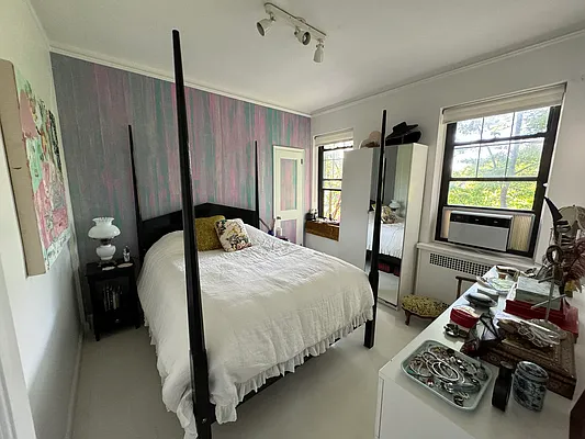 Rented by Compass | media 14