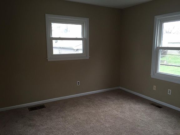 5th image of 2605 Colin Ave