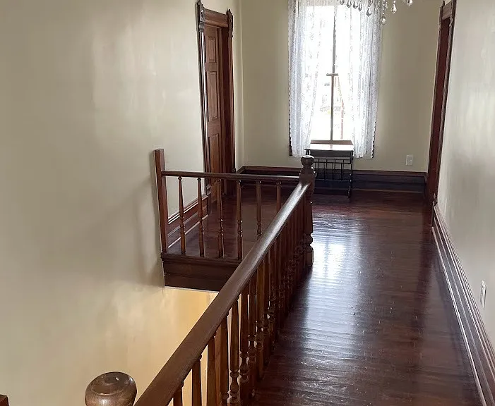 406 E Unaka Ave — Photo 14