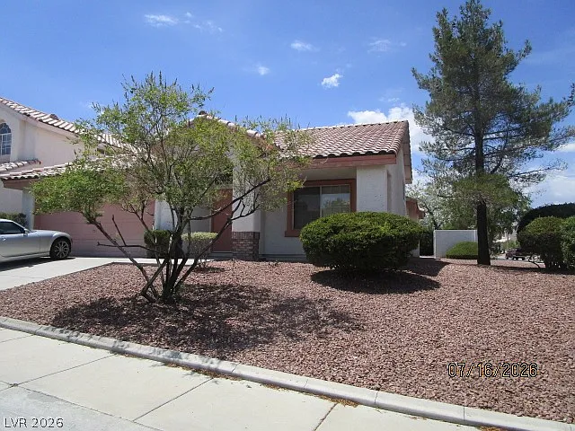2345 Queen Bee Ct
