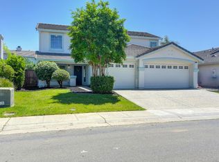 9438 Grasmeer Way, Elk Grove, CA 95624