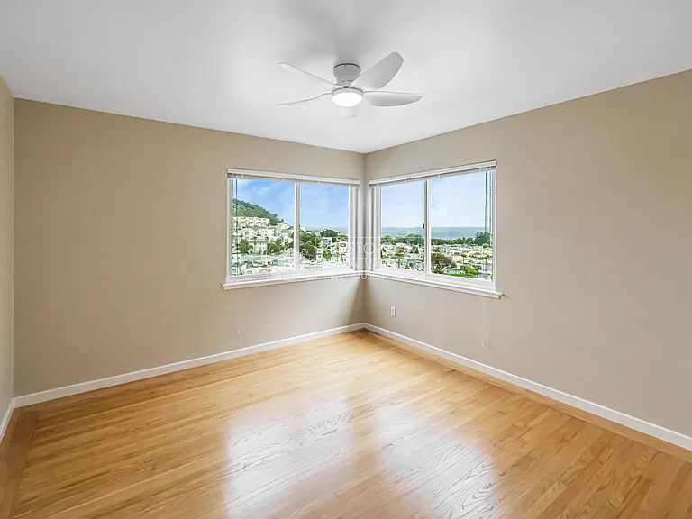 331 Campbell Ave #3 — Photo 6