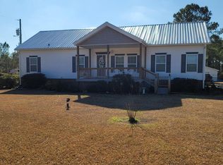 338 Folkstone Rd, Holly Ridge, NC 28445