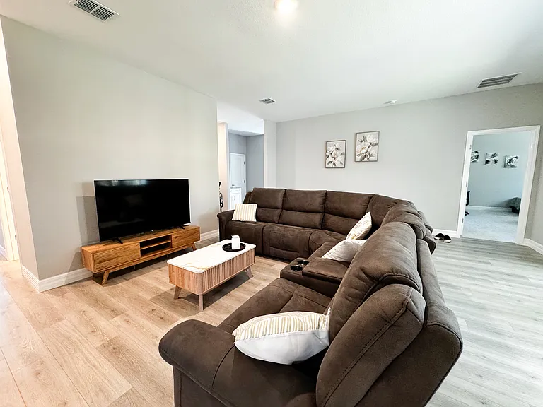 479 Harbor Blvd — Photo 12