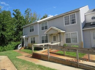 7 Oyster Bay Rd, Absecon, NJ 08201