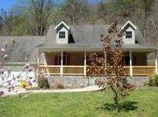 284 Haddock Fork Rd, Hazard, KY 41701