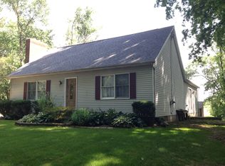 6212 Pinedale St NE, Hartville, OH 44632