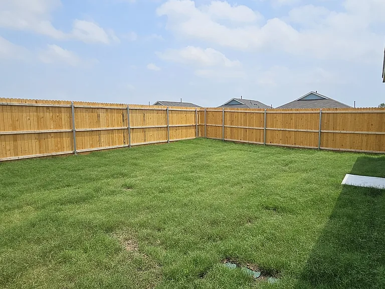 1121 Desert Willow Dr — Photo 29