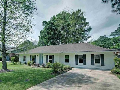 712 Tanglewood Dr, Clinton, MS, 39056