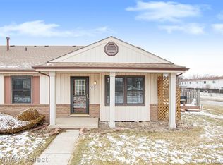 24577 Woodbridge Rd, Warren, MI 48091