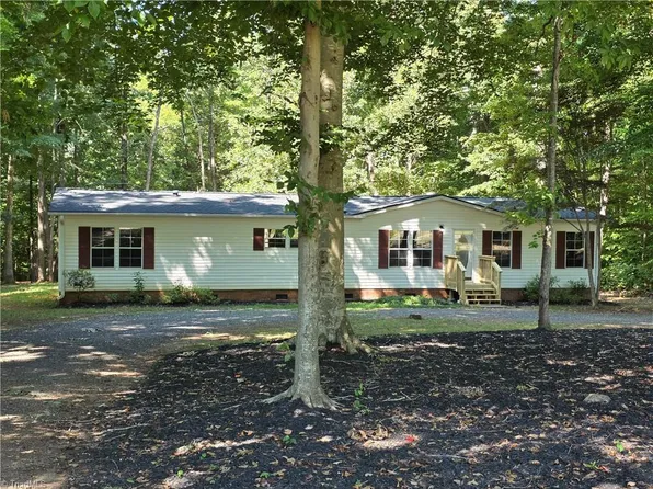 155 Brockland Dr, Advance, NC 27006