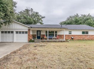 3900 London Ln, Richland Hills, TX 76118