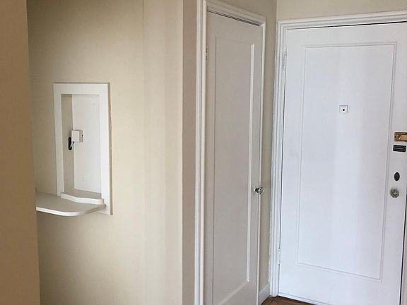 5th image of 7615 Geary Blvd #203