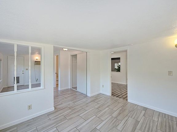 4th image of 5113 Kauai Way #B