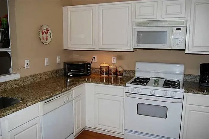 4645 Valais Ct #22 — Photo 2