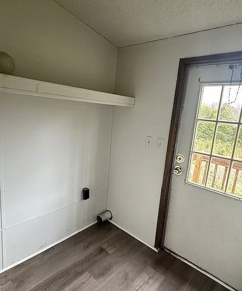 6456 Bunker Hill Rd — Photo 10