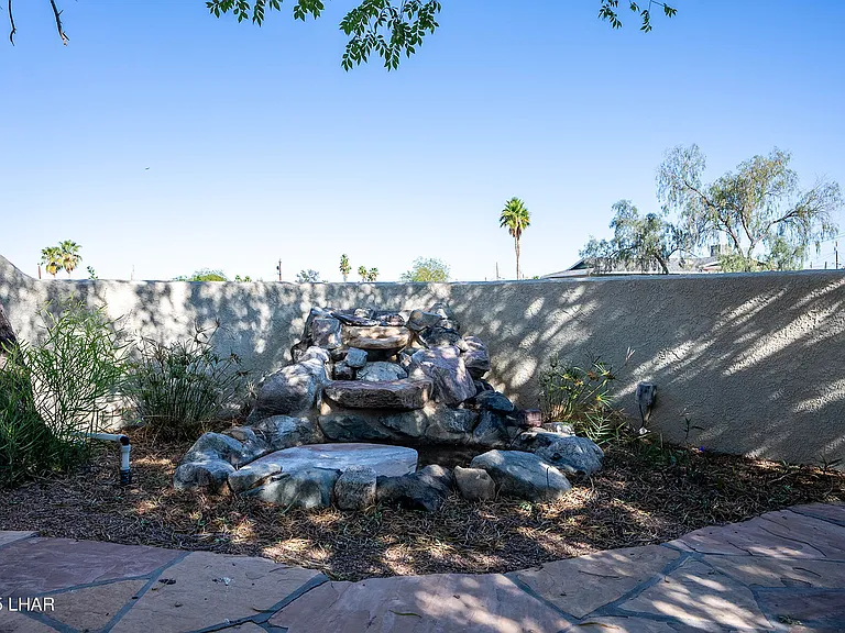 2906 Daytona Ave — Photo 23