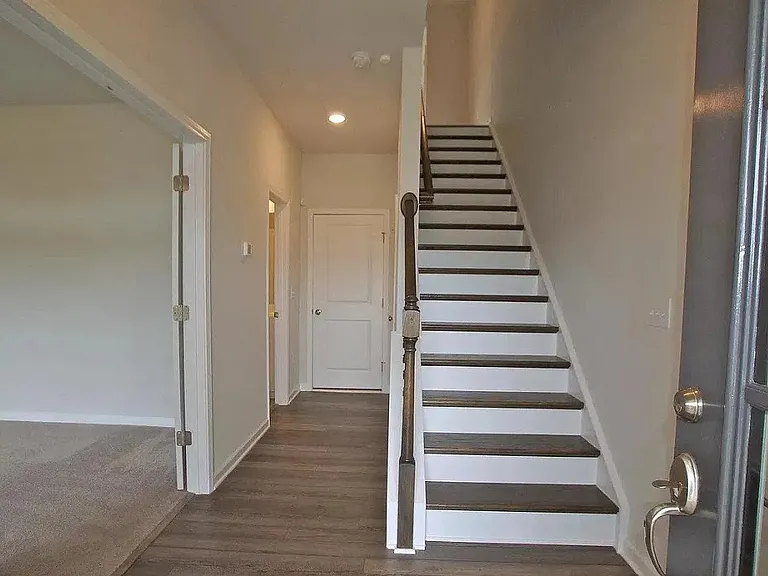 1228 Barn Cat Way — Photo 2