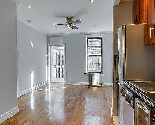 4th image of 339 E 18th St #2D
