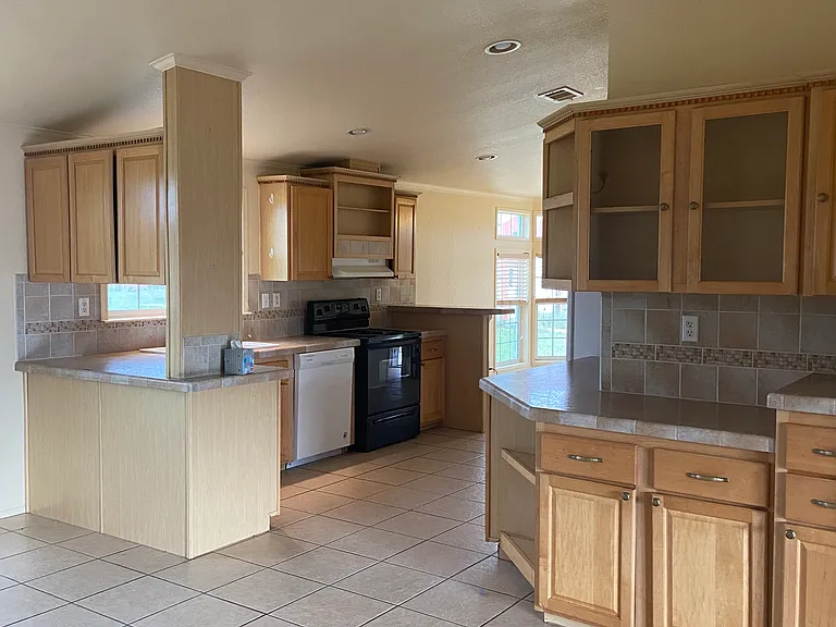480 Private Road 948 — Photo 11