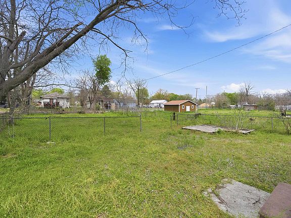 5th image of 450 4th St