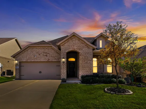 317 Hogan Dr, Denton, TX 76210