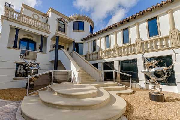 Home For Sale In Hypoluxo Island