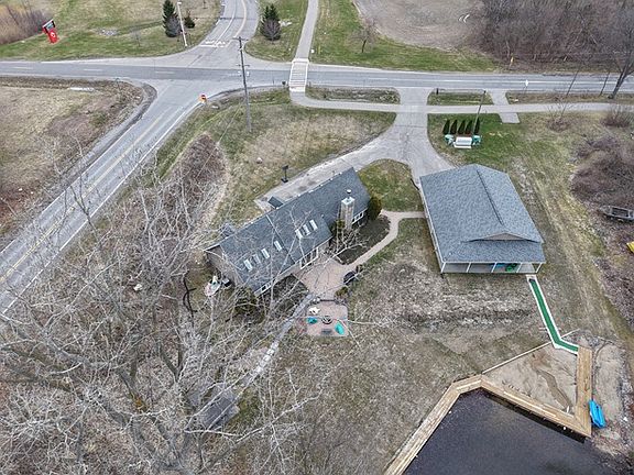 4th image of 15448 Lobdell Rd