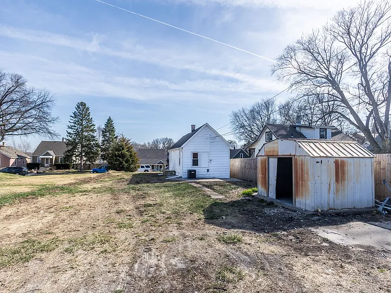3914 Patterson St — Photo 3