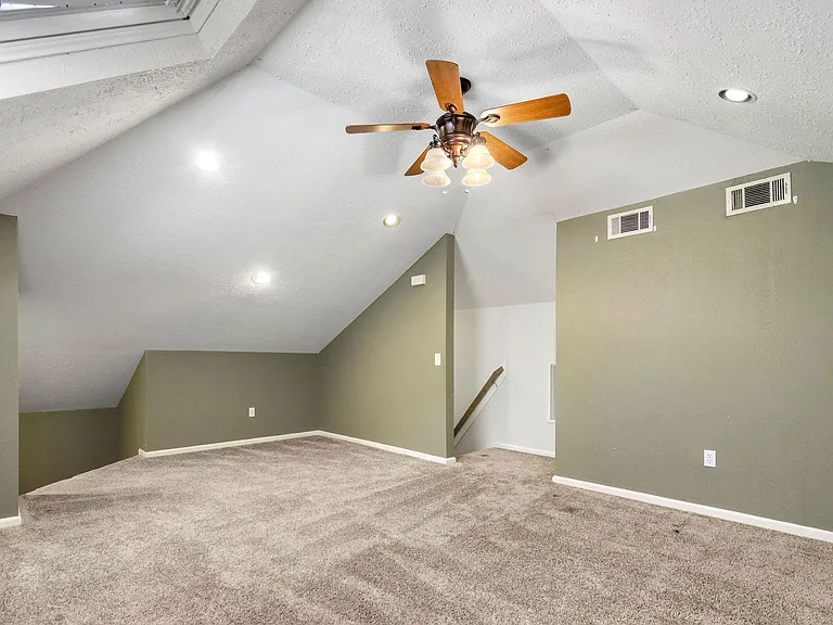 19 Terrell Trail Ct — Photo 15