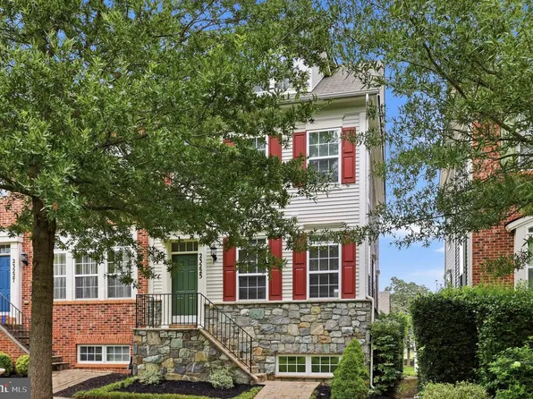 23225 Rainbow Arch Dr, Clarksburg, MD 20871