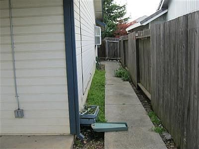 4th image of 309 Allison Ct