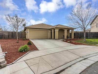 1356 Coconut St, Madera, CA, 93638