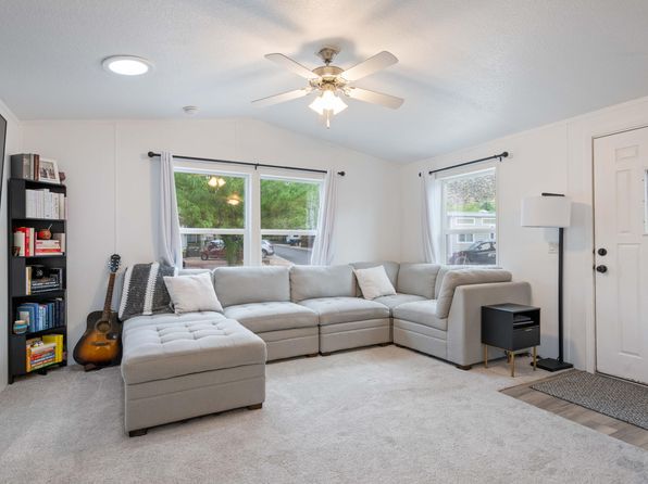 54 Cottonwood Ln, Hurricane, UT 84737