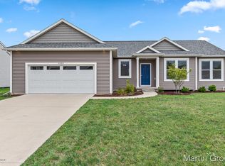 4208 Shetland Dr, Hudsonville, MI 49426