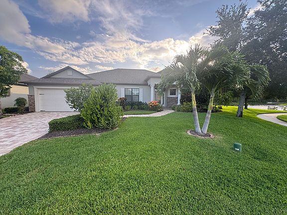 3rd image of 1017 Donegal Dr
