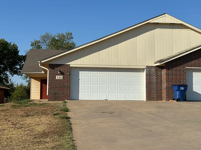 104 W Husband Ct — Photo 9