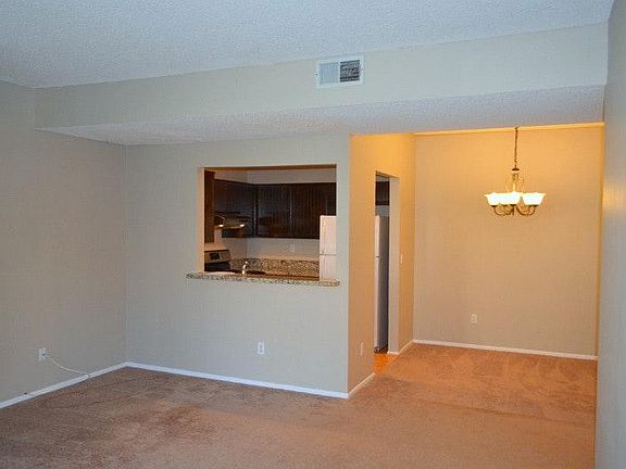 4th image of 23731 Del Monte Dr