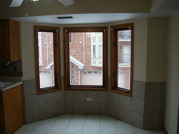 2nd image of 9400 S Melvina Ave #2SW
