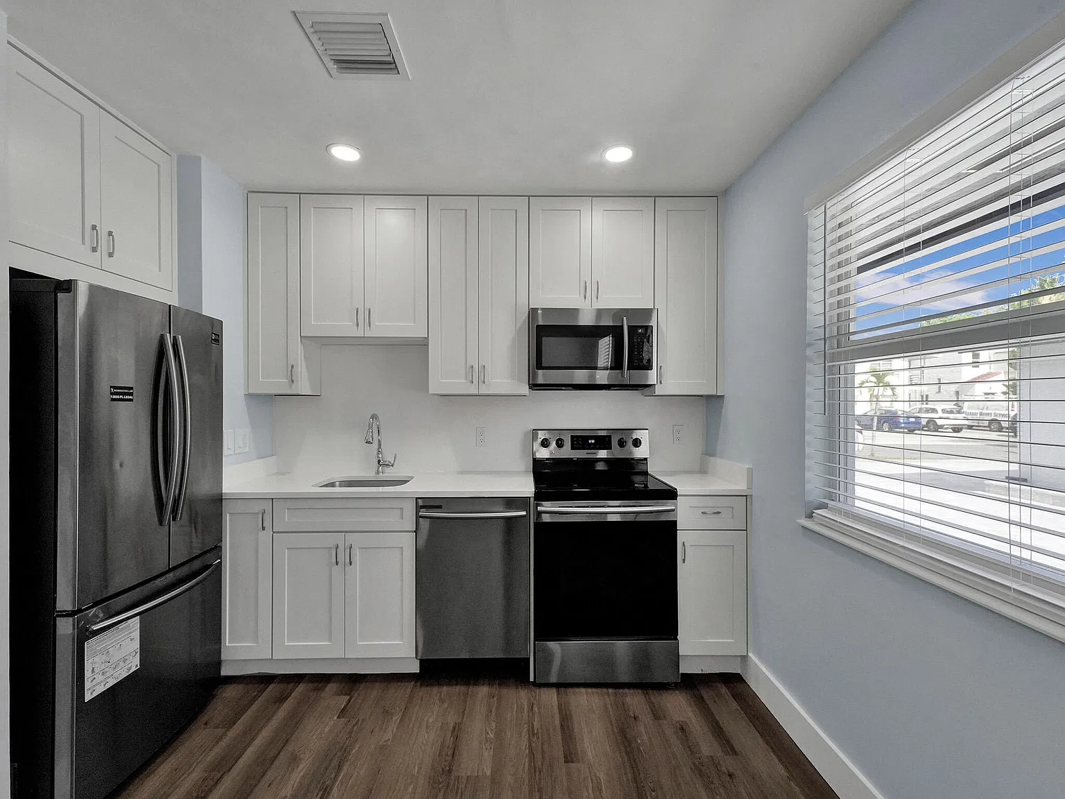 1 bed, 1.0 bath, 600 sqft, $1,825 — Photo 3