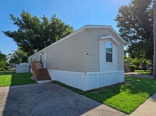 1001 E Macarthur Rd #163, Wichita, KS 67216