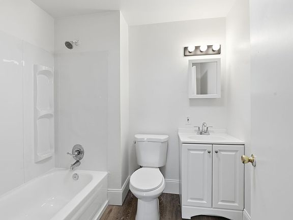 3rd image of 101 W Main St #3